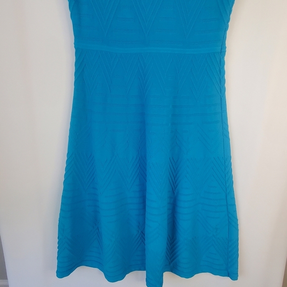Talbots, Size M, Turquoise Rayon/Nylon short sleeve, midi lightweight knit dress - Picture 5 of 7
